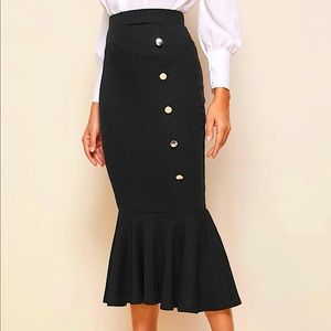 Gold button detail ribbed mermaid skirt